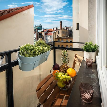 2Br 1,5Bath Chic City Suite Near Wenceslas Square Прага Екстериор снимка