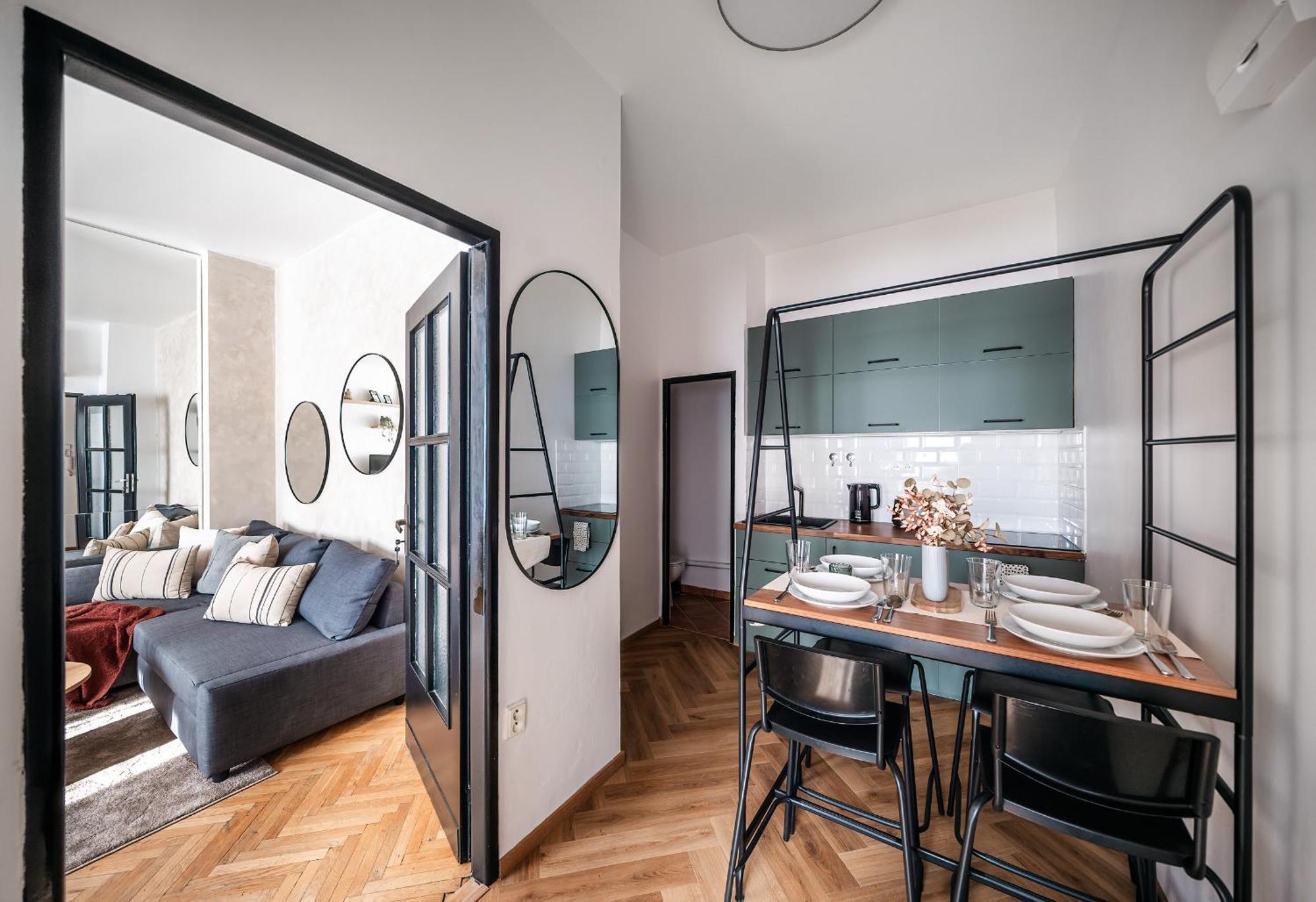 2Br 1,5Bath Chic City Suite Near Wenceslas Square Прага Екстериор снимка